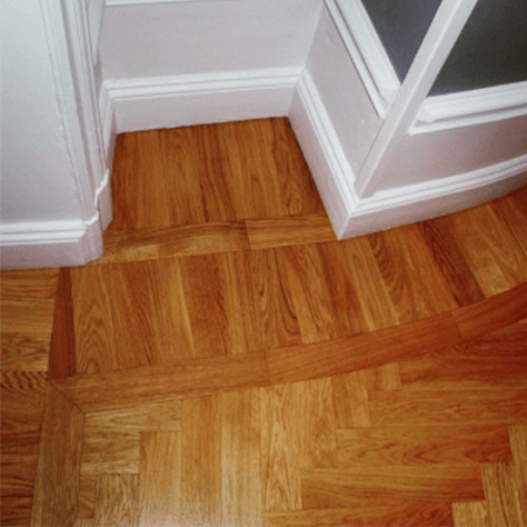 Selder's floor oil for parquet floors.