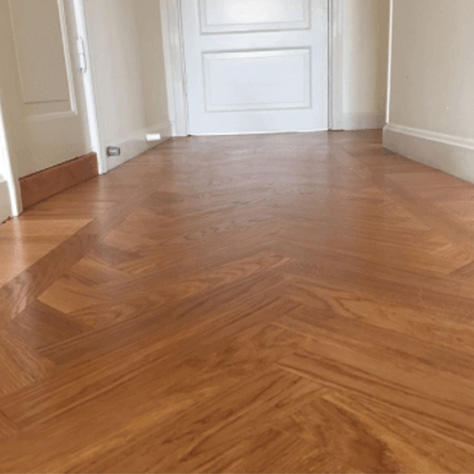Care for wooden floors with linseed oil, buy Selder's floor oil.